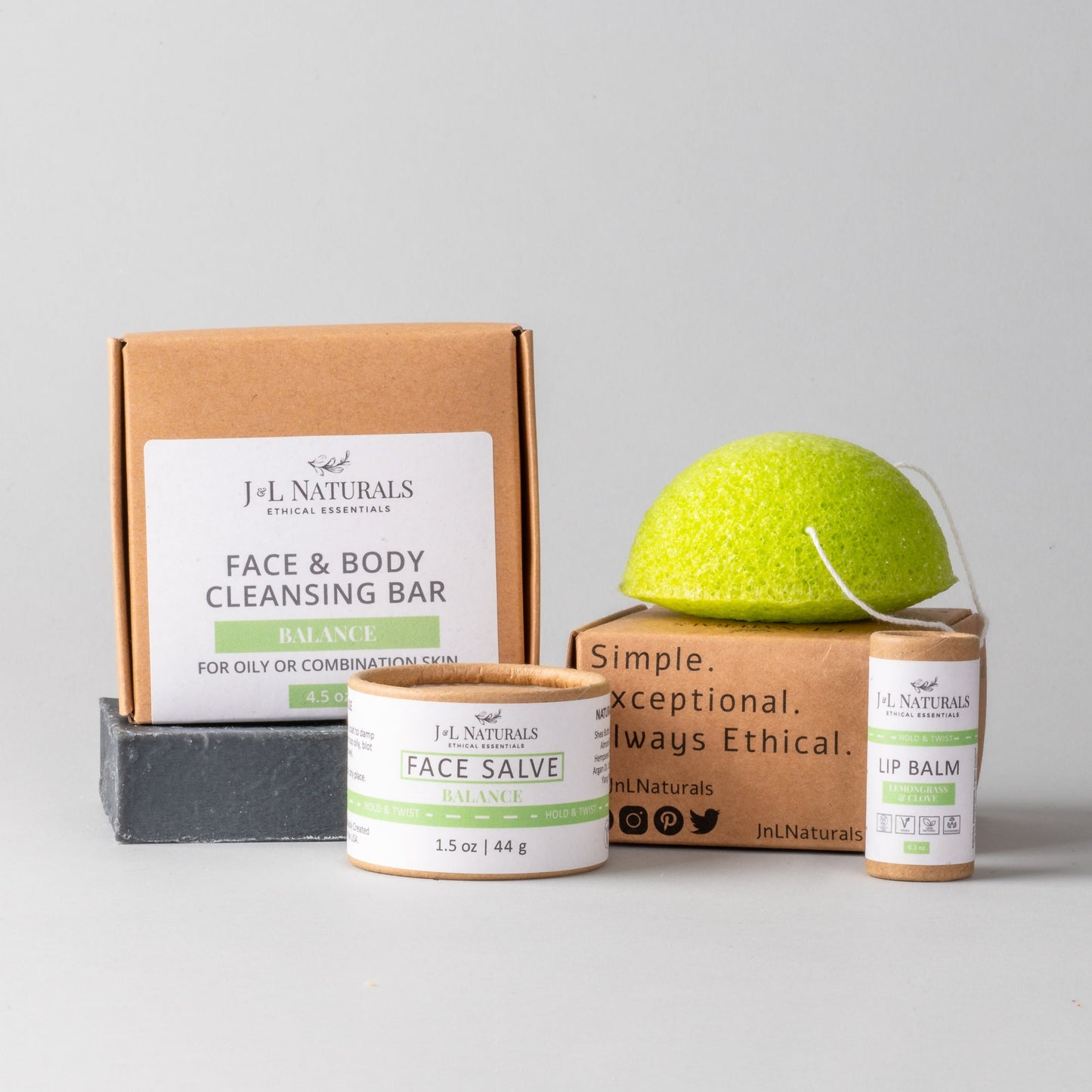 Essentials Skin Regimen Kit (4-Piece Set) image 2