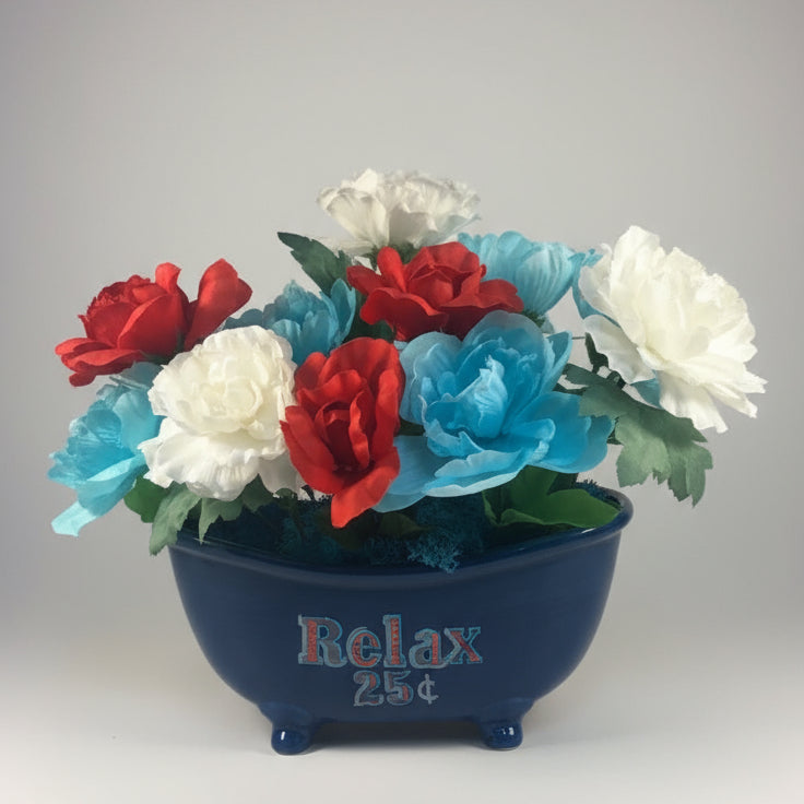 Bearclaw Tub Floral Decor (Navy Blue) image 0