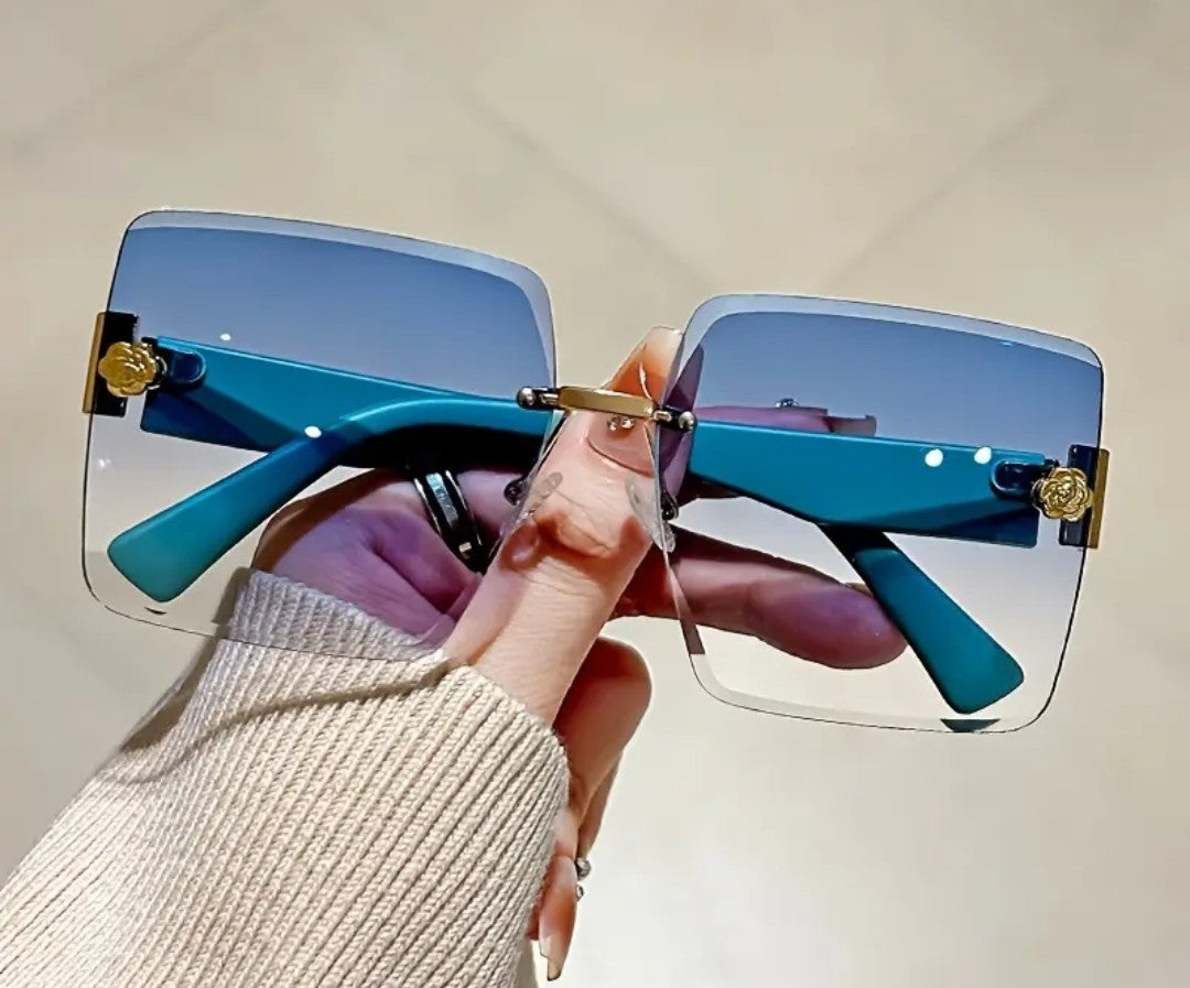 Frameless Glasses image 1