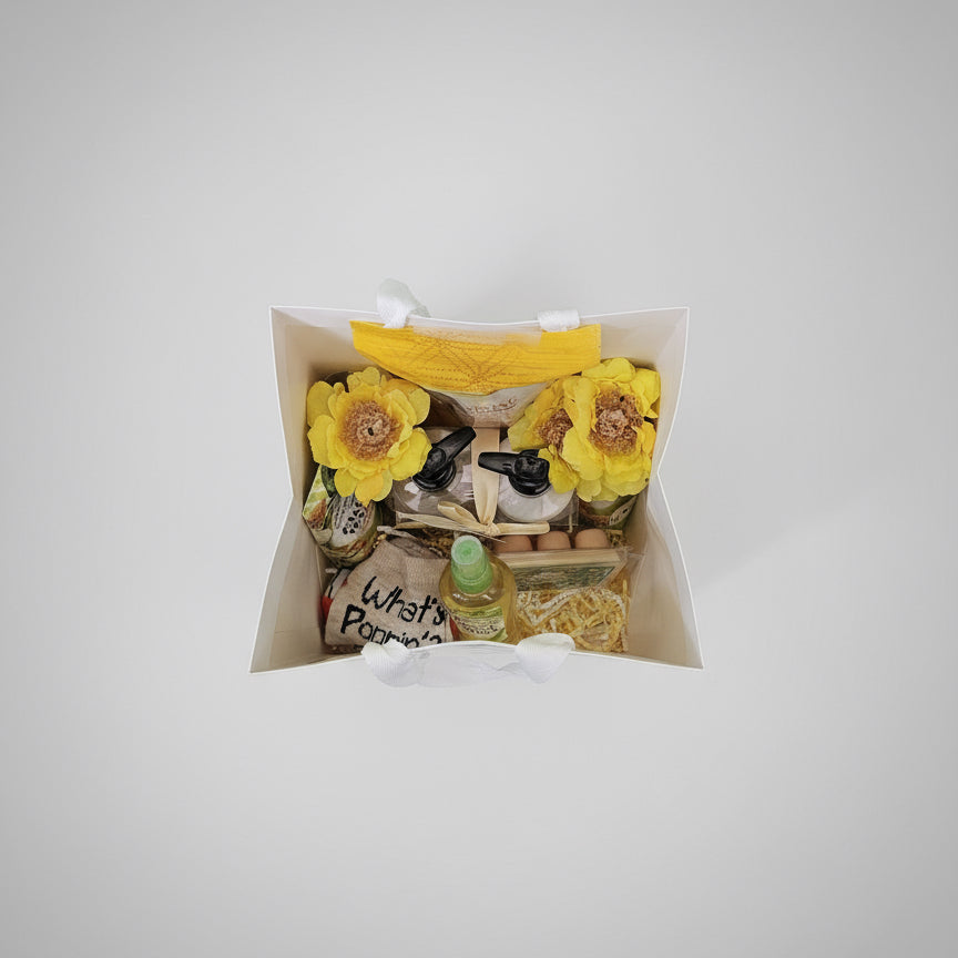 8pc Gift Bag Set image 1